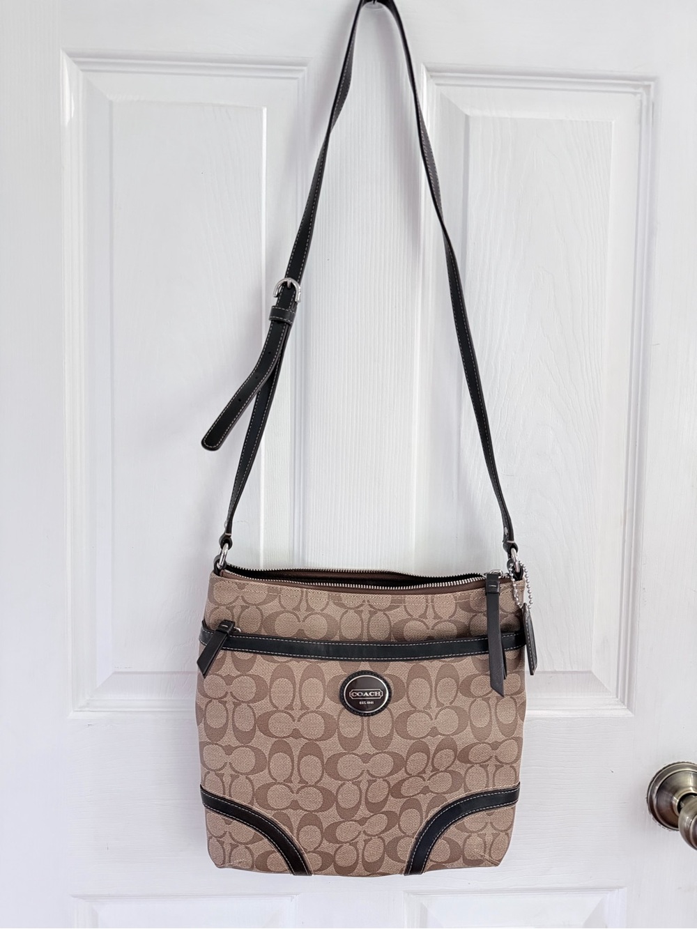 Coach Peyton cross body bag khaki mahogany